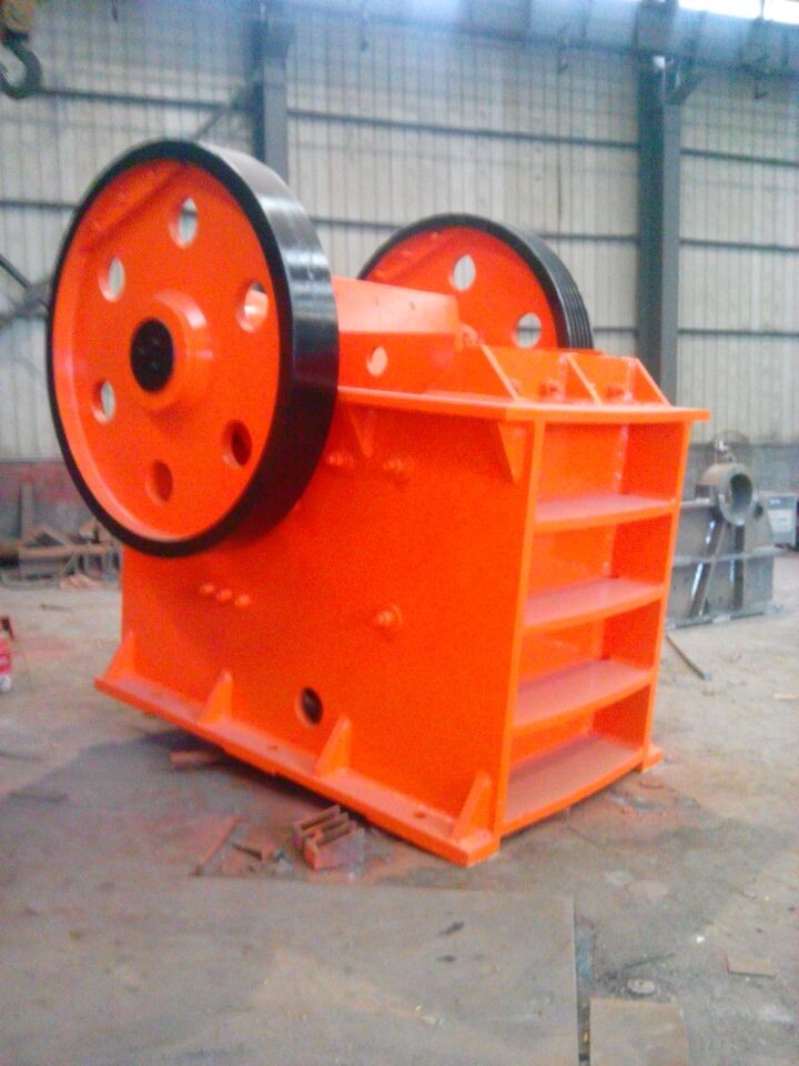 大塊石料粉碎設(shè)備